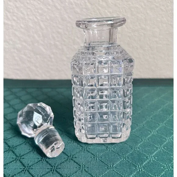 Antique Cut Glass Perfume or Cologne Bottle / Decanter with Stopper 5